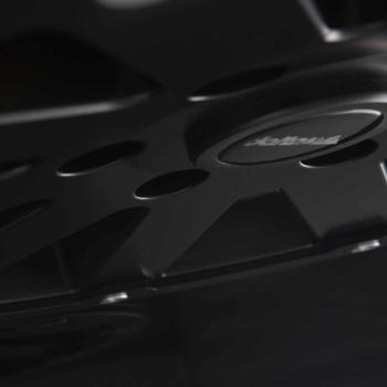 Preview: Delta 4x4 Hamna Felge für T7 Transporter Caravelle 8,5x17 17 Zoll 6x120 schwarz