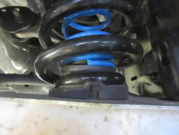 MAD Höherlegungsfedern ca. 20mm für Ford Kuga III DFK HA Zusatzfeder HV-063945