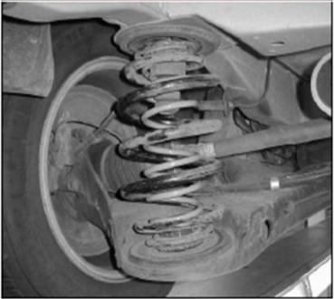 MAD Zusatzfedern Viano Vito V-Klasse W639 Verstärkung Höherlegung ca. 25-30mm HA HV-098055