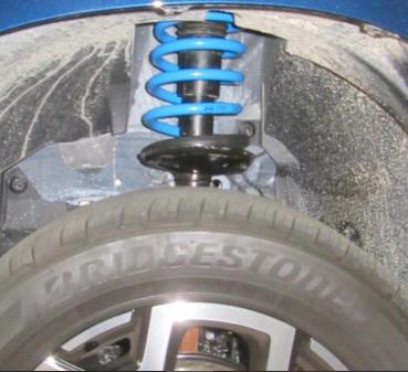 Für Dacia Duster II 4x2 HM SR 30mm MAD Höherlegungsfedern Verstärkungsfedern Set