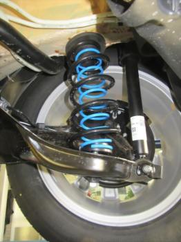 für VW Taigo MAD Zusatzfedern Höherlegungsfedern 20mm HV-193355