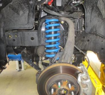 Preview: für X-Klasse 470 Medium Duty 25-30mm MAD Höherlegungsfedern HV-314361 Mercedes