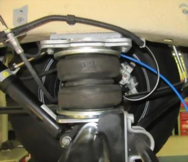 Preview: für VW e-Crafter MAD Zusatzluftfeder 6 Zoll + Kompressor HA NR-197214-CS