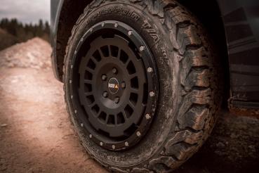 Offroad Paket für VW T5 T6 T6.1 17 Zoll Twin-Monotube AT1 Allterrain Felgen mit Anfahrschutzring + Eibach Koni Höherlegungsfahrwerk 35mm