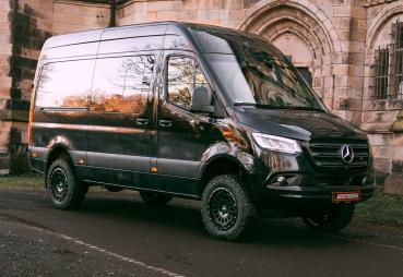 Twin Monotube AT1 Felge für Sprinter 907 910 18 Zoll 8,5x18 ET47 schwarz