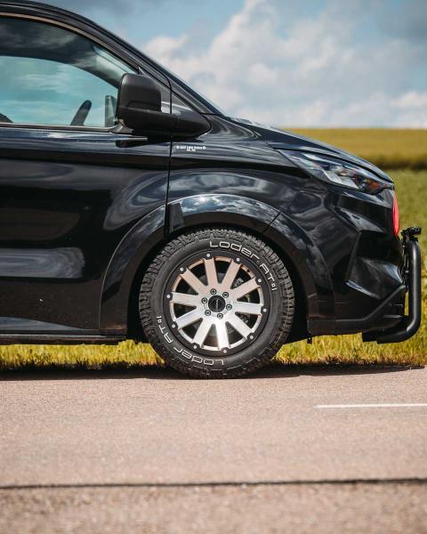 Delta 4x4 Hamna Felge für T7 Transporter Caravelle 9x18 18 Zoll 6x120 schwarz