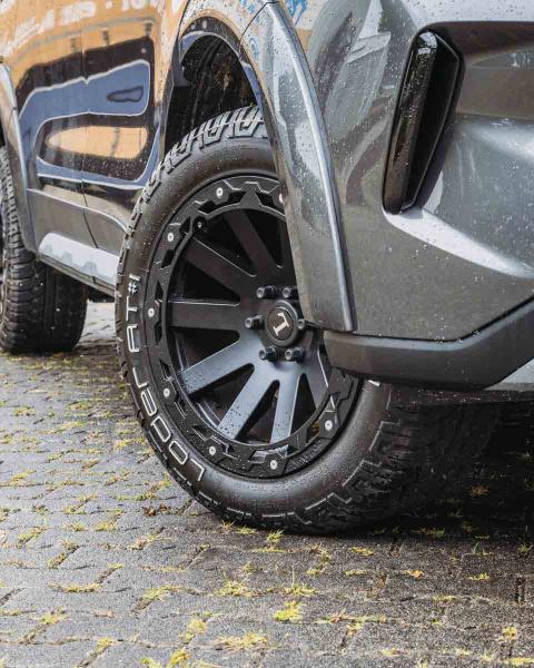 Delta 4x4 Hamna Rugged Felge für Transit Tourneo Custom V710 9x18 18 Zoll 6x120 schwarz