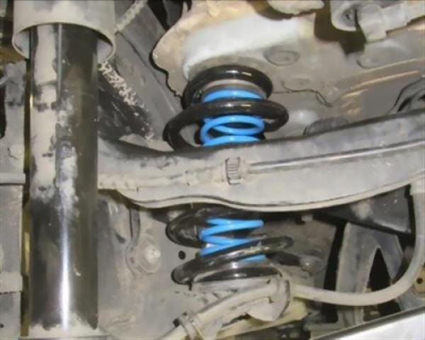 für BMW 2er Grand Tourer F46 MAD Zusatzfedern Verstärkungsfedern HV-023065 2 er