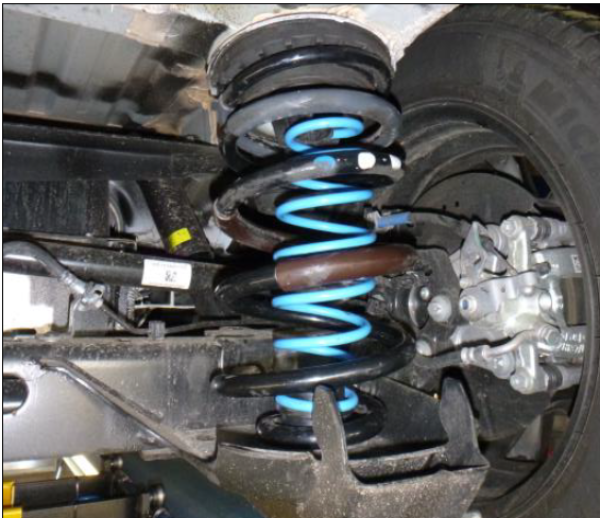 MAD Höherlegungsfedern für Nissan Townstar Elektro VA HA Set HV-146231