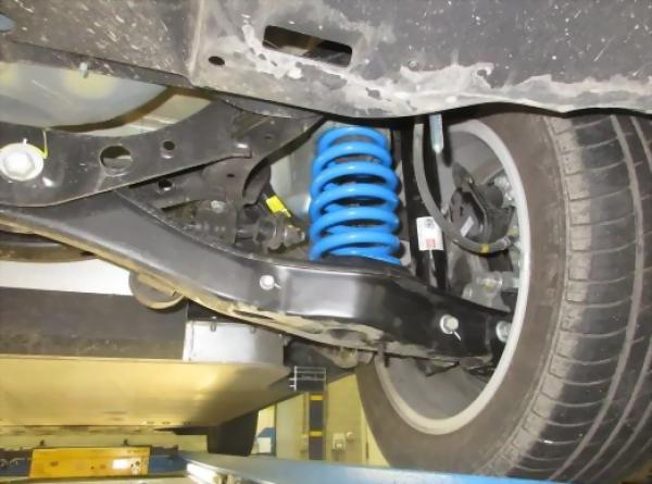 Für Kia Ceed CD MAD Verstärkungsfedern ca. 10mm Hinterachse HV-493168