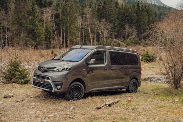 Höherlegungsfahrwerk für Peugeot Expert Traveller 40mm Twin-Monotube Projekt Eibach Höherlegungsfedern Koni HA Dämpfer