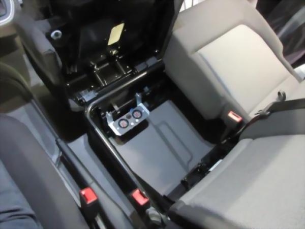 für VW e-Crafter MAD Zusatzluftfeder 6 Zoll + Kompressor HA NR-197214-CS