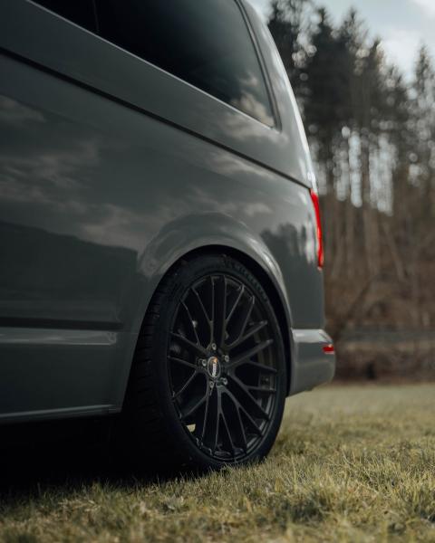 Twin Monotube Felge 20.2 deep concave seidenmatt schwarz 9x20 ET39 für VW T5 T6 T6.1